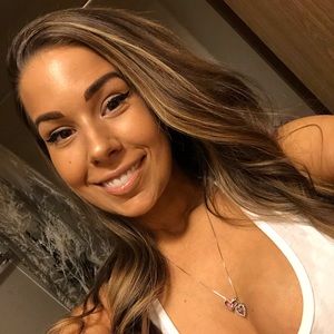 Meet your Posher, Aleece